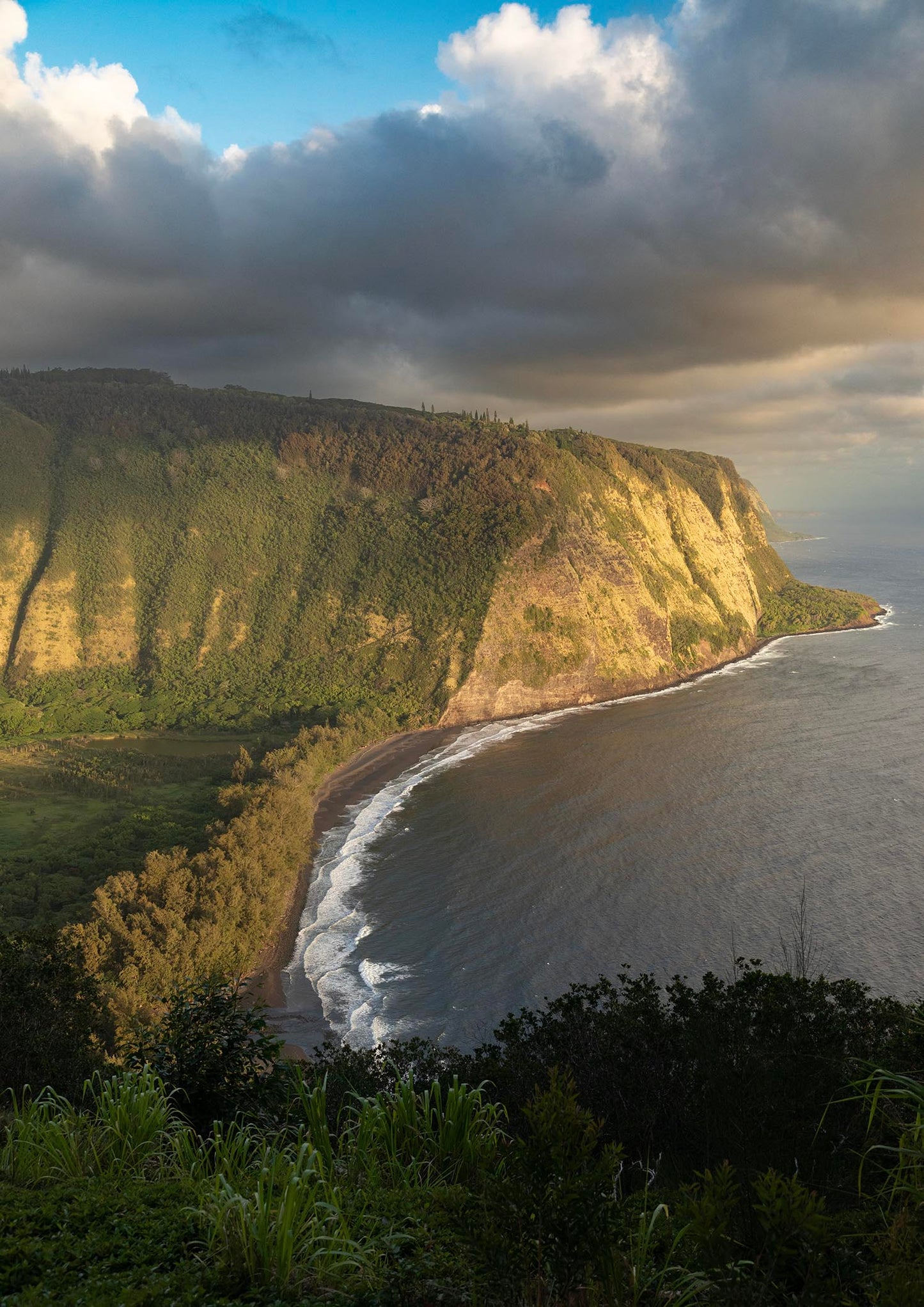 Waipio Valley at Sunrise, Hawaii